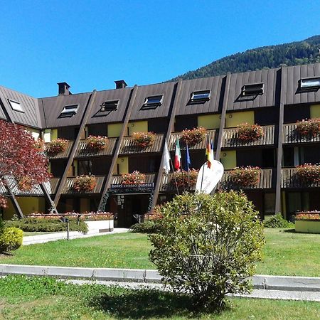 Centro Pineta Family Hotel&Wellness Pinzolo Esterno foto
