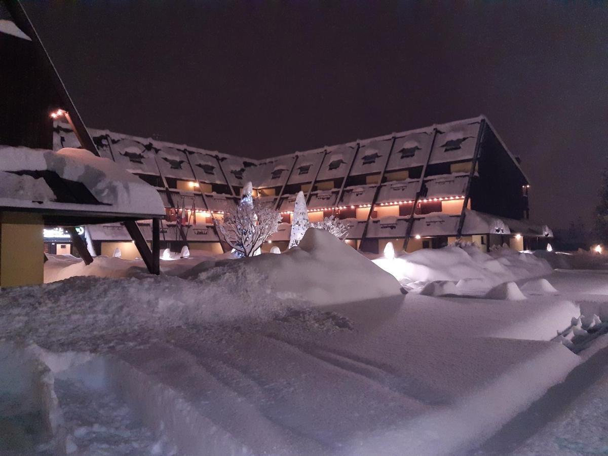 Centro Pineta Family Hotel&Wellness Pinzolo Esterno foto