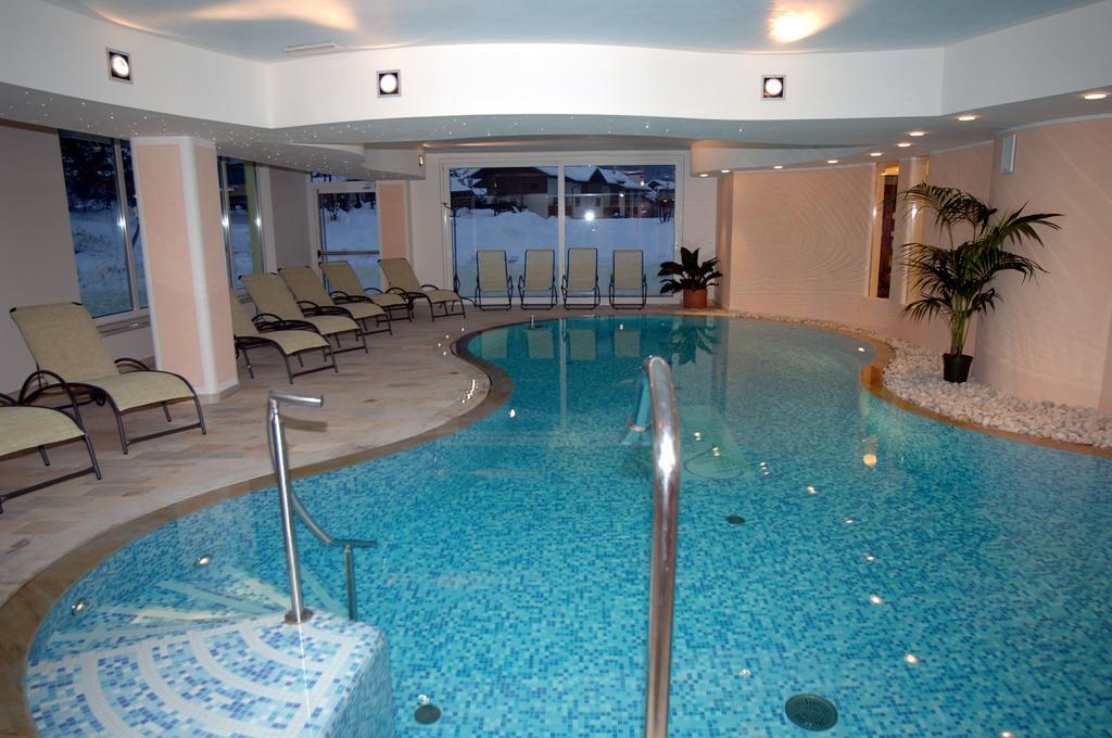Centro Pineta Family Hotel&Wellness Pinzolo Esterno foto