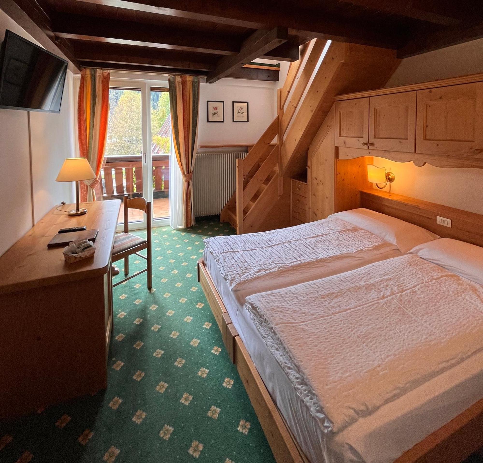 Centro Pineta Family Hotel&Wellness Pinzolo Esterno foto