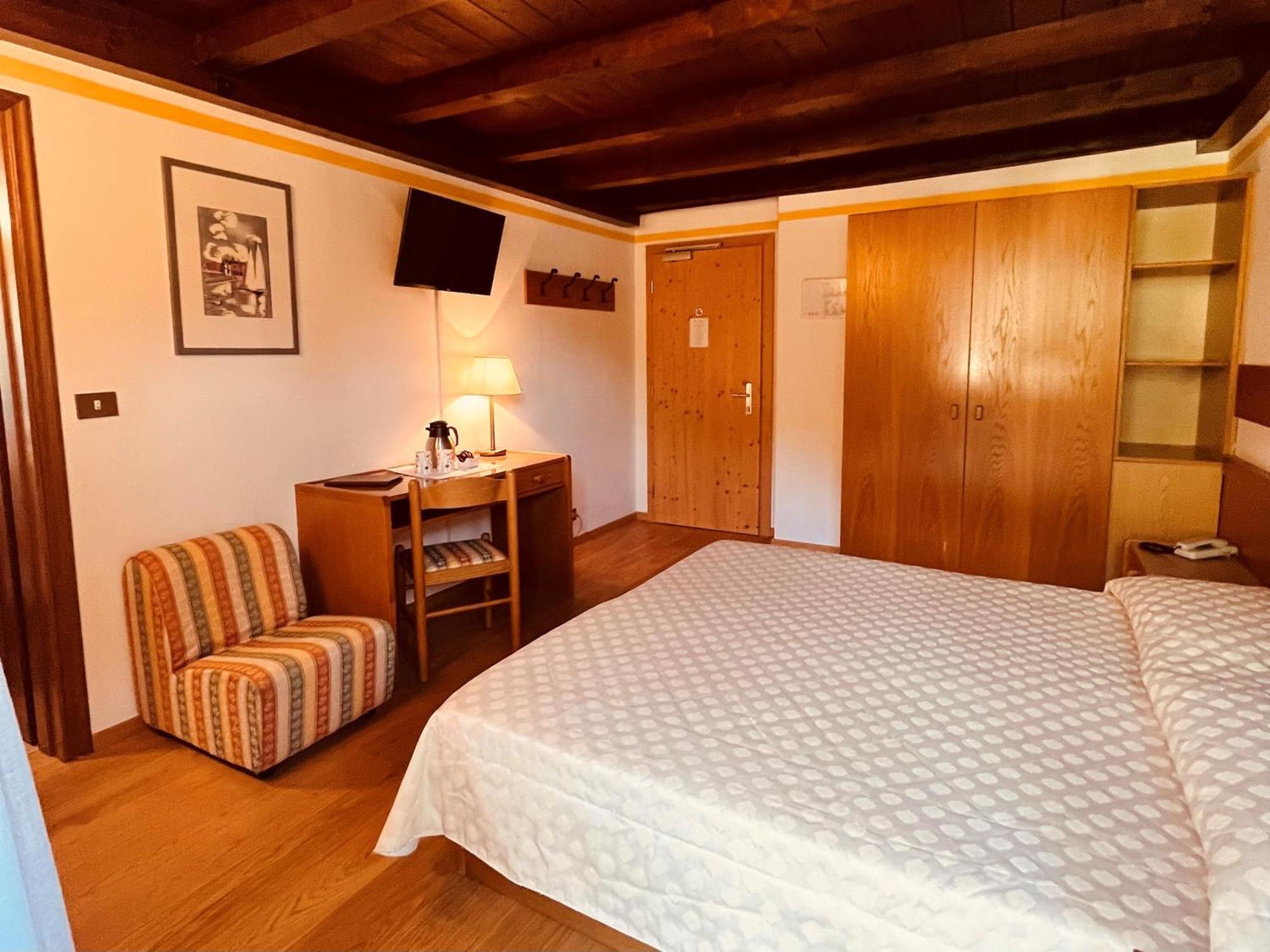 Centro Pineta Family Hotel&Wellness Pinzolo Esterno foto