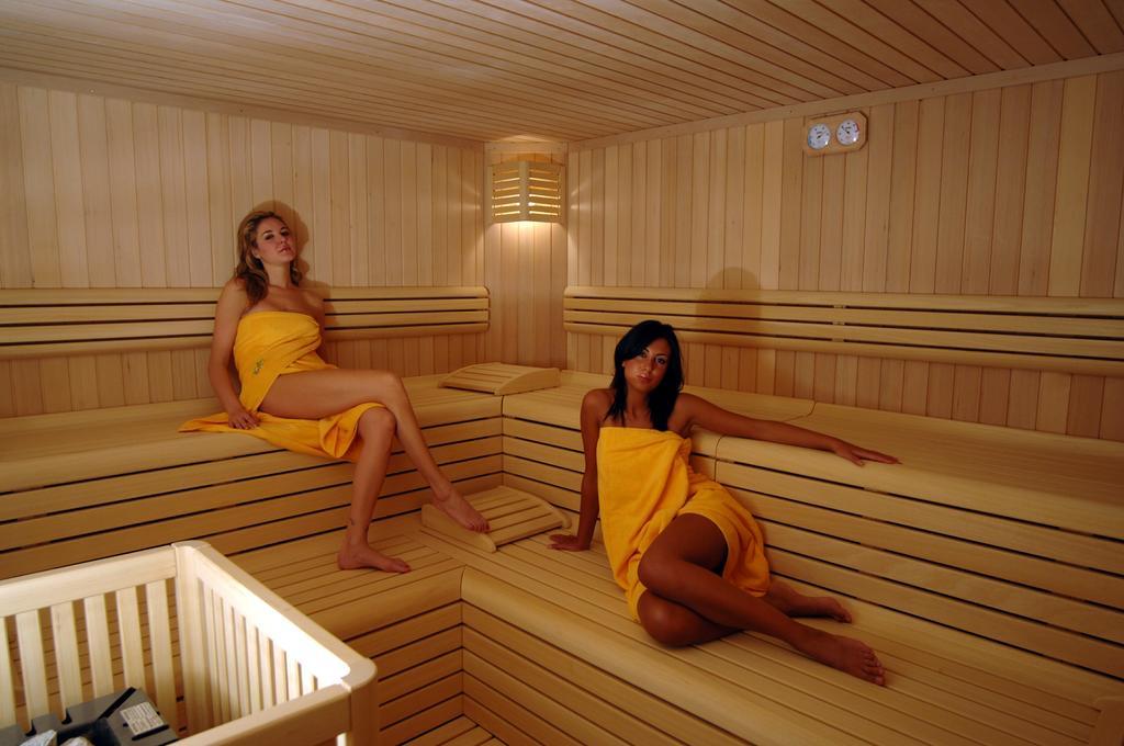 Centro Pineta Family Hotel&Wellness Pinzolo Esterno foto